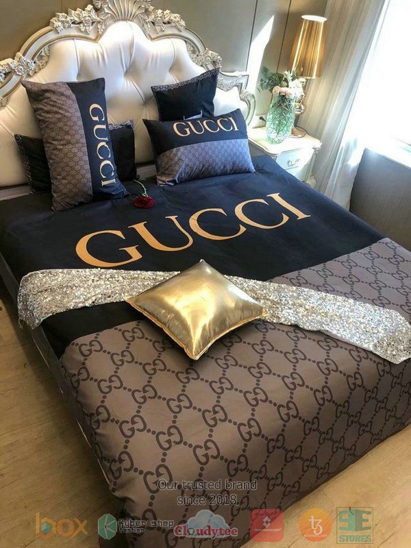 HOT Gucci GC pattern brown navy bedroom bedding set -livanniespoon Store