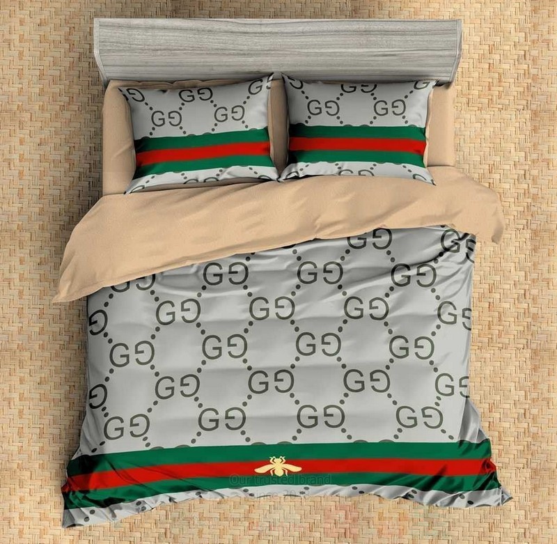 BEST Gucci Grey Luxury Bedding Set -livanniespoon Store