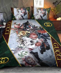 Dark Queen Gucci Luxury Bedding Sets -livanniespoon Store