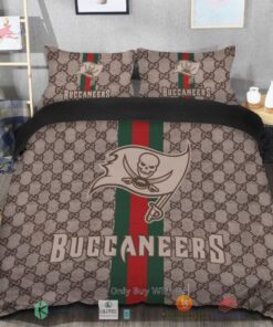 BEST Gucci Tampa Bay Buccaneers Bedding Set -livanniespoon Store