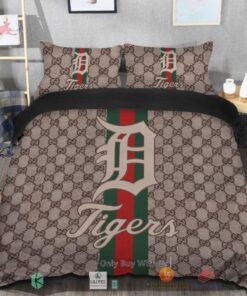 BEST Detroit Tigers Gucci Bedding Set -livanniespoon Store