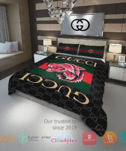 Red Wolf Gucci black pattern Bedding Set -livanniespoon Store
